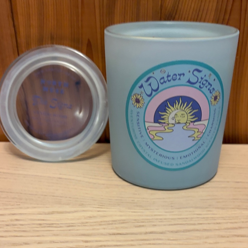 North Muse Scented Candle